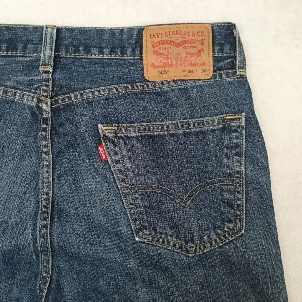 Levis 505 Jeans Mens 34x36 Blue Straight Medium Wash Denim 5-Pocket Distressed